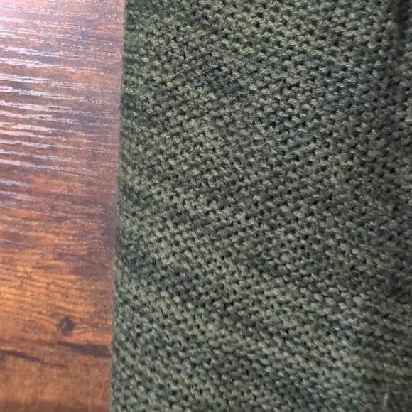 Faded Glory XXL Cold Shoulder Turtle Neck Sweater - Picture 4 of 4